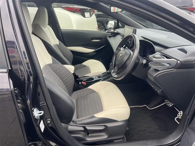 カローラツーリング ハイブリッド　ダブルバイビー　寒冷地　衝突被害軽減システム　バックカメラ　ＬＥＤヘッドランプ　アルミホイール　スマートキー　オートクルーズコントロール　ＥＴＣ　盗難防止装置　キーレス　横滑り防止機能　ハイブリッド（13枚目）