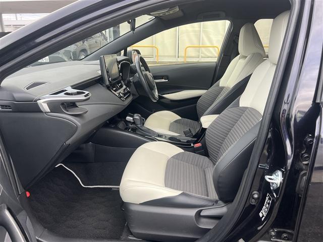 カローラツーリング ハイブリッド　ダブルバイビー　寒冷地　衝突被害軽減システム　バックカメラ　ＬＥＤヘッドランプ　アルミホイール　スマートキー　オートクルーズコントロール　ＥＴＣ　盗難防止装置　キーレス　横滑り防止機能　ハイブリッド（14枚目）