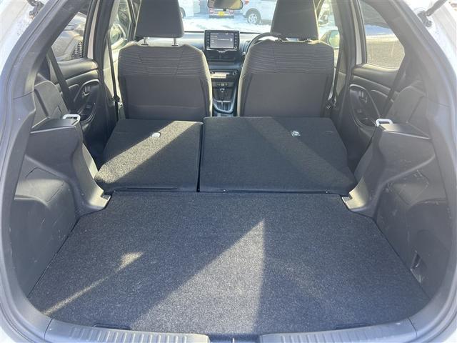 ヤリス Z 4WD 寒冷地 衝突被害軽減システム メモリーナビ バックカメラ フルセグ LEDヘッドランプ スマートキー オートクルーズコントロール アイドリングストップ ETC 盗難防止装置 キーレス(19枚目)