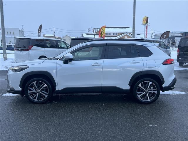 カローラクロス ハイブリッド Z 4WD 寒冷地 衝突被害軽減システム バックカメラ LEDヘッドランプ アルミホイール スマートキー オートクルーズコントロール アイドリングストップ ETC 盗難防止装置 電動シート キーレス(4枚目)