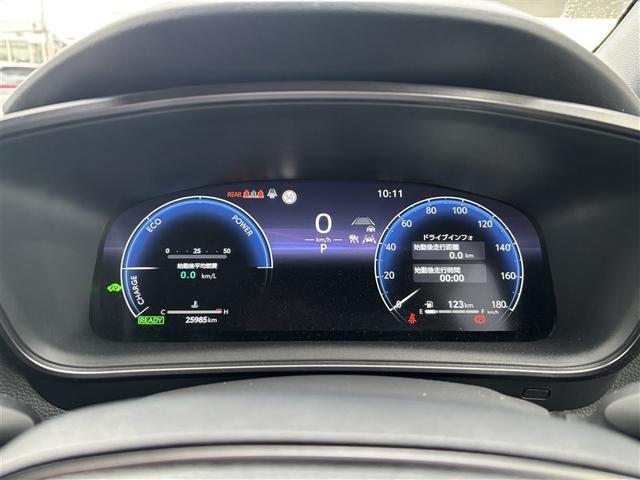 カローラツーリング ハイブリッド　ダブルバイビー　４ＷＤ　衝突被害軽減システム　バックカメラ　フルセグ　ＬＥＤヘッドランプ　アルミホイール　スマートキー　オートクルーズコントロール　ＥＴＣ　盗難防止装置　キーレス　横滑り防止機能　ハイブリッド（13枚目）