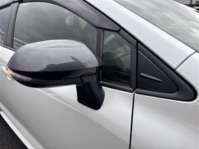 カローラツーリング ハイブリッド　ダブルバイビー　４ＷＤ　衝突被害軽減システム　バックカメラ　フルセグ　ＬＥＤヘッドランプ　アルミホイール　スマートキー　オートクルーズコントロール　ＥＴＣ　盗難防止装置　キーレス　横滑り防止機能　ハイブリッド（35枚目）