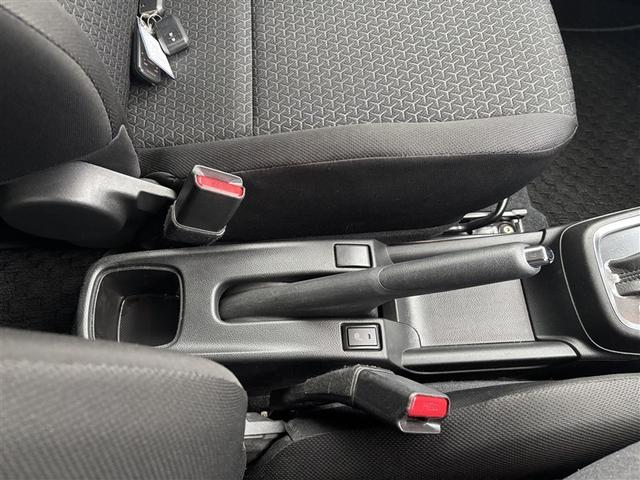 スイフト ＸＧリミテッド　メモリーナビ　バックカメラ　フルセグ　スマートキー　ＥＴＣ　盗難防止装置　キーレス　横滑り防止機能（18枚目）