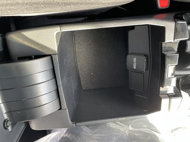 カローラクロス ハイブリッド　Ｓ　４ＷＤ　衝突被害軽減システム　バックカメラ　ＬＥＤヘッドランプ　アルミホイール　スマートキー　オートクルーズコントロール　盗難防止装置　キーレス　横滑り防止機能　ハイブリッド（19枚目）