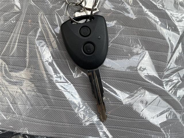 ミライース Ｌ　ＳＡＩＩＩ　４ＷＤ　衝突被害軽減システム　アイドリングストップ　キーレス　横滑り防止機能（17枚目）