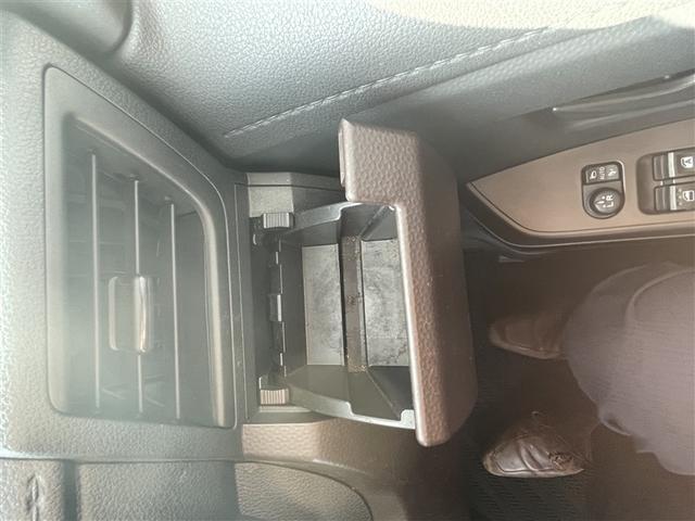 ルーミー Ｘ　４ＷＤ　寒冷地　衝突被害軽減システム　スマートキー　アイドリングストップ　盗難防止装置　キーレス　横滑り防止機能（17枚目）