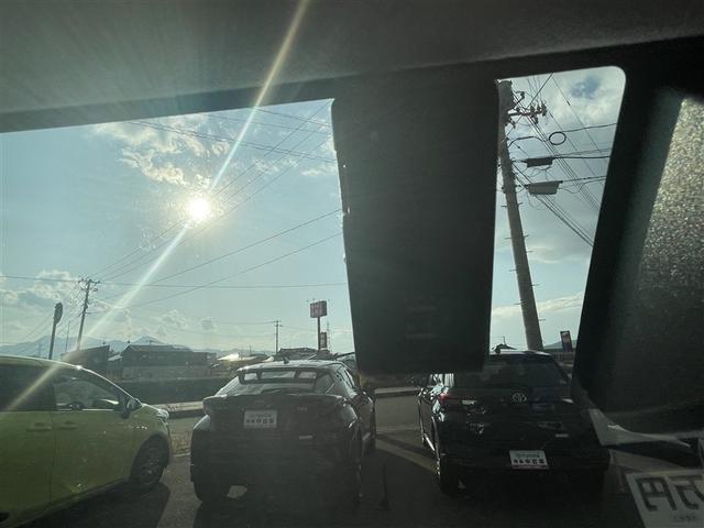 ルーミー Ｘ　４ＷＤ　寒冷地　衝突被害軽減システム　スマートキー　アイドリングストップ　盗難防止装置　キーレス　横滑り防止機能（19枚目）