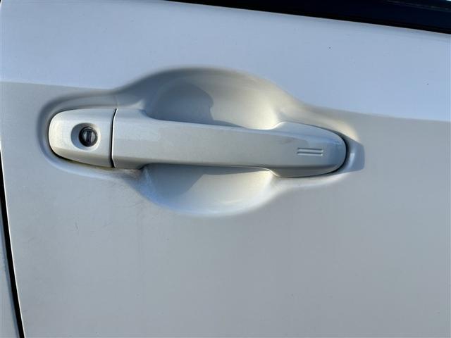 ノア ハイブリッドG 寒冷地 衝突被害軽減システム メモリーナビ 電動スライドドア フルセグ LEDヘッドランプ アルミホイール スマートキー オートクルーズコントロール ETC 盗難防止装置 キーレス 横滑り防止機能(17枚目)