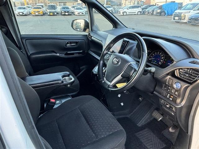 ノア ハイブリッドG 寒冷地 衝突被害軽減システム メモリーナビ 電動スライドドア フルセグ LEDヘッドランプ アルミホイール スマートキー オートクルーズコントロール ETC 盗難防止装置 キーレス 横滑り防止機能(29枚目)