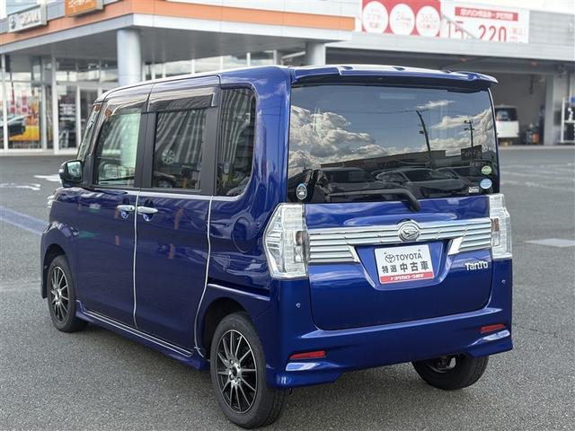 タント カスタムＸ　ＳＡＩＩ　４ＷＤ　衝突被害軽減システム　メモリーナビ　バックカメラ　電動スライドドア　フルセグ　ＬＥＤヘッドランプ　アルミホイール　アイドリングストップ　キーレス　横滑り防止機能　ベンチシート（7枚目）
