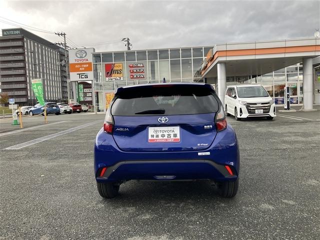 アクア Ｘ　４ＷＤ　衝突被害軽減システム　バックカメラ　ＬＥＤヘッドランプ　スマートキー　オートクルーズコントロール　キーレス　横滑り防止機能　ハイブリッド（6枚目）