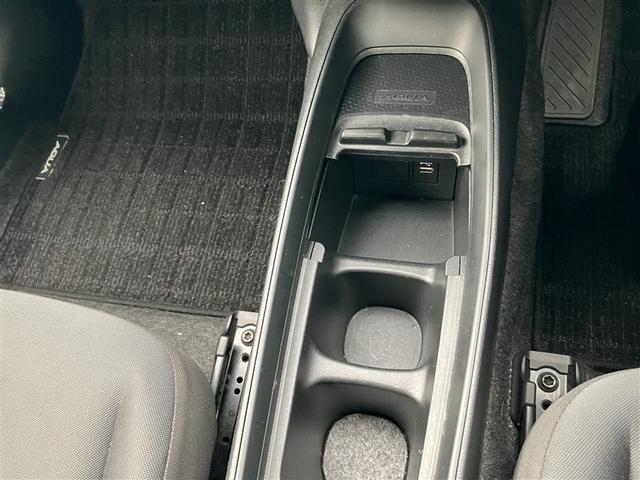 アクア Ｘ　４ＷＤ　衝突被害軽減システム　バックカメラ　ＬＥＤヘッドランプ　スマートキー　オートクルーズコントロール　キーレス　横滑り防止機能　ハイブリッド（18枚目）