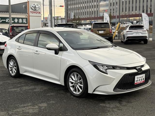 カローラ S 寒冷地 衝突被害軽減システム メモリーナビ バックカメラ アルミホイール スマートキー オートクルーズコントロール 盗難防止装置 キーレス 横滑り防止機能(3枚目)