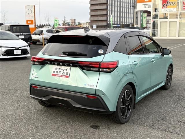 ノート Ｘ　ＦＯＵＲ　４ＷＤ　寒冷地　衝突被害軽減システム　バックカメラ　フルセグ　ＬＥＤヘッドランプ　アルミホイール　オートクルーズコントロール　ＥＴＣ　キーレス　横滑り防止機能　ハイブリッド（5枚目）