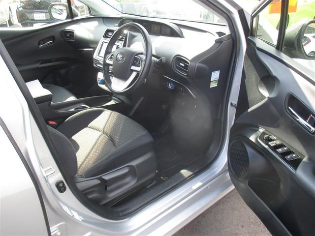 プリウス Sセーフティプラス 4WD 衝突被害軽減システム メモリーナビ バックカメラ ワンセグ LEDヘッドランプ アルミホイール スマートキー オートクルーズコントロール ETC 盗難防止装置 キーレス 横滑り防止機能(8枚目)