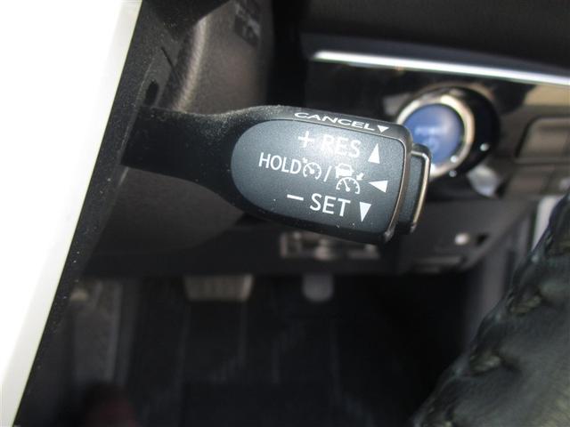 プリウス Sセーフティプラス 4WD 衝突被害軽減システム メモリーナビ バックカメラ ワンセグ LEDヘッドランプ アルミホイール スマートキー オートクルーズコントロール ETC 盗難防止装置 キーレス 横滑り防止機能(13枚目)