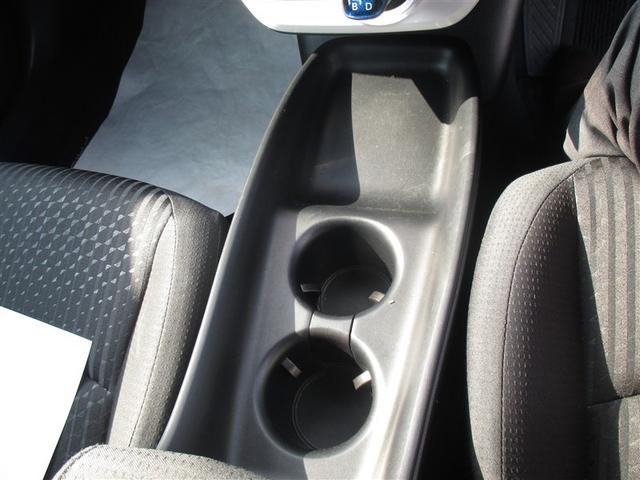 プリウス Sセーフティプラス 4WD 衝突被害軽減システム メモリーナビ バックカメラ ワンセグ LEDヘッドランプ アルミホイール スマートキー オートクルーズコントロール ETC 盗難防止装置 キーレス 横滑り防止機能(20枚目)