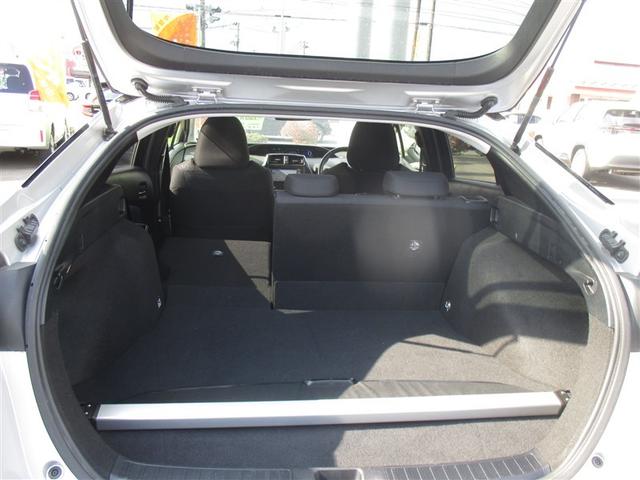 プリウス Sセーフティプラス 4WD 衝突被害軽減システム メモリーナビ バックカメラ ワンセグ LEDヘッドランプ アルミホイール スマートキー オートクルーズコントロール ETC 盗難防止装置 キーレス 横滑り防止機能(25枚目)