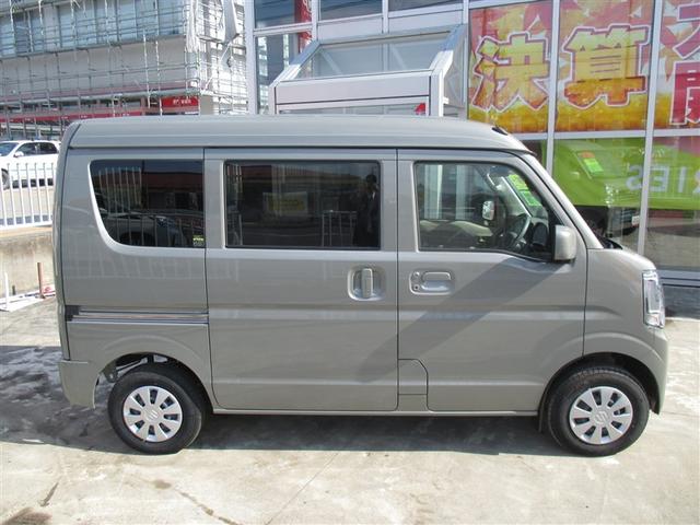 エブリイ ジョイン 4WD 衝突被害軽減システム バックカメラ LEDヘッドランプ スマートキー アイドリングストップ 盗難防止装置 キーレス 横滑り防止機能(3枚目)