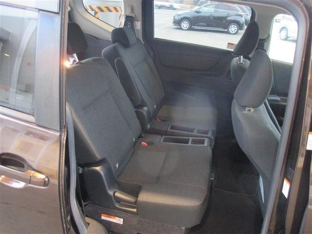 シエンタ Ｘ　４ＷＤ　寒冷地　メモリーナビ　バックカメラ　電動スライドドア　ワンセグ　キーレス　横滑り防止機能　乗車定員６人（19枚目）