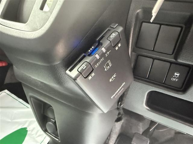 スペーシア ハイブリッドＧ　４ＷＤ　スマートキー　盗難防止装置　キーレス　横滑り防止機能　ベンチシート　ハイブリッド（18枚目）