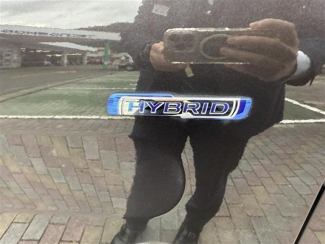 スペーシア ハイブリッドＧ　４ＷＤ　スマートキー　盗難防止装置　キーレス　横滑り防止機能　ベンチシート　ハイブリッド（33枚目）