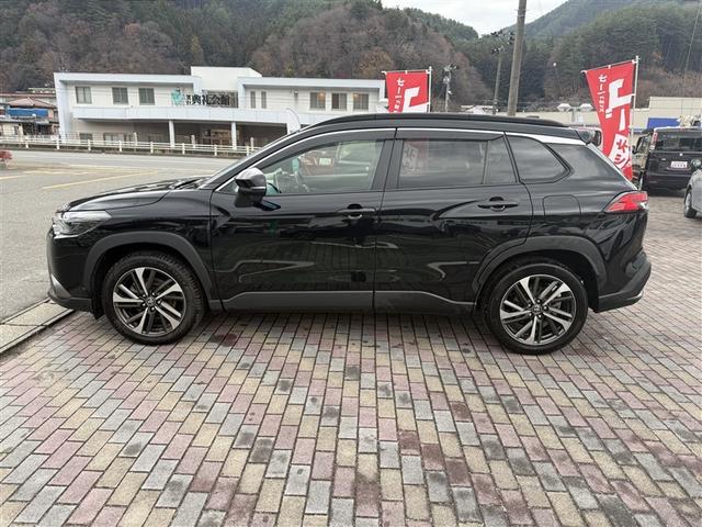 カローラクロス ハイブリッド Z 4WD 寒冷地 衝突被害軽減システム バックカメラ フルセグ LEDヘッドランプ アルミホイール スマートキー オートクルーズコントロール ETC 盗難防止装置 電動シート キーレス 横滑り防止機能(8枚目)