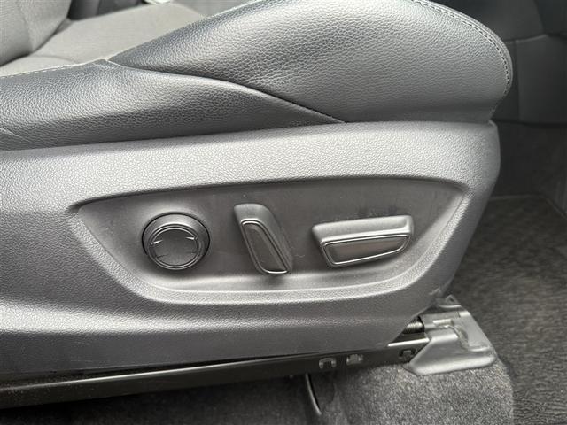 カローラクロス ハイブリッド Z 4WD 寒冷地 衝突被害軽減システム バックカメラ フルセグ LEDヘッドランプ アルミホイール スマートキー オートクルーズコントロール ETC 盗難防止装置 電動シート キーレス 横滑り防止機能(27枚目)