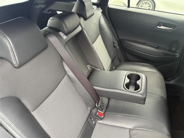 カローラクロス ハイブリッド Z 4WD 寒冷地 衝突被害軽減システム バックカメラ フルセグ LEDヘッドランプ アルミホイール スマートキー オートクルーズコントロール ETC 盗難防止装置 電動シート キーレス 横滑り防止機能(29枚目)