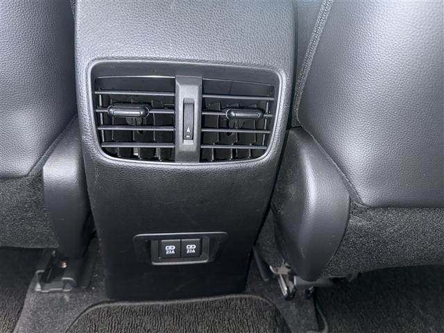 カローラクロス ハイブリッド Z 4WD 寒冷地 衝突被害軽減システム バックカメラ フルセグ LEDヘッドランプ アルミホイール スマートキー オートクルーズコントロール ETC 盗難防止装置 電動シート キーレス 横滑り防止機能(30枚目)