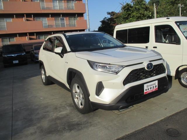 ＲＡＶ４ ハイブリッドＸ　４ＷＤ　寒冷地　衝突被害軽減システム　メモリーナビ　バックカメラ　フルセグ　ＬＥＤヘッドランプ　アルミホイール　スマートキー　オートクルーズコントロール　ＥＴＣ　盗難防止装置　キーレス　横滑り防止機能（3枚目）