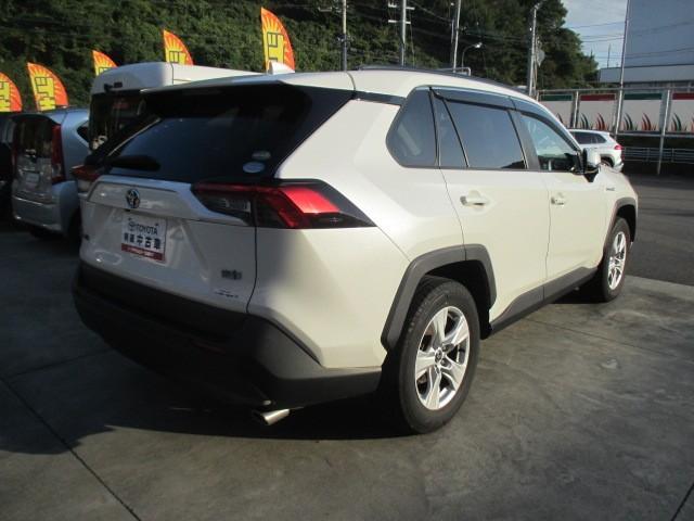 ＲＡＶ４ ハイブリッドＸ　４ＷＤ　寒冷地　衝突被害軽減システム　メモリーナビ　バックカメラ　フルセグ　ＬＥＤヘッドランプ　アルミホイール　スマートキー　オートクルーズコントロール　ＥＴＣ　盗難防止装置　キーレス　横滑り防止機能（6枚目）