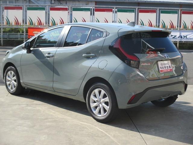 アクア Z 4WD 寒冷地 衝突被害軽減システム メモリーナビ バックカメラ LEDヘッドランプ アルミホイール スマートキー オートクルーズコントロール ETC キーレス 横滑り防止機能 ハイブリッド(7枚目)