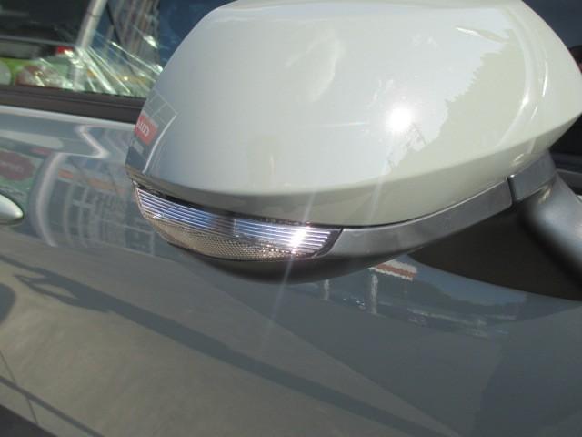 アクア Z 4WD 寒冷地 衝突被害軽減システム メモリーナビ バックカメラ LEDヘッドランプ アルミホイール スマートキー オートクルーズコントロール ETC キーレス 横滑り防止機能 ハイブリッド(13枚目)