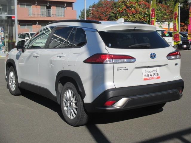 カローラクロス ハイブリッド S 4WD 衝突被害軽減システム メモリーナビ バックカメラ フルセグ LEDヘッドランプ アルミホイール スマートキー オートクルーズコントロール 盗難防止装置 キーレス 横滑り防止機能 ハイブリッド(7枚目)