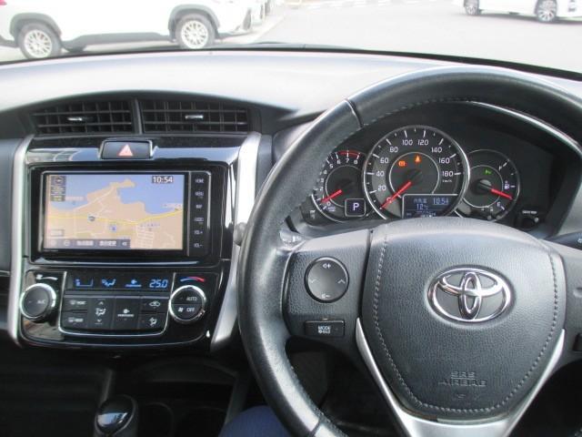 カローラアクシオ 1.5G 4WD 寒冷地 衝突被害軽減システム メモリーナビ バックカメラ フルセグ アルミホイール スマートキー アイドリングストップ 盗難防止装置 キーレス 横滑り防止機能(8枚目)