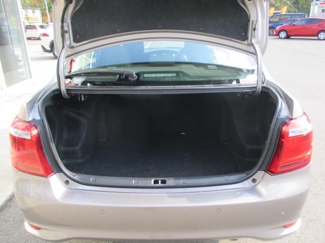 カローラアクシオ 1.5G 4WD 寒冷地 衝突被害軽減システム メモリーナビ バックカメラ フルセグ アルミホイール スマートキー アイドリングストップ 盗難防止装置 キーレス 横滑り防止機能(17枚目)