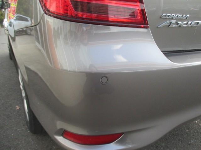 カローラアクシオ 1.5G 4WD 寒冷地 衝突被害軽減システム メモリーナビ バックカメラ フルセグ アルミホイール スマートキー アイドリングストップ 盗難防止装置 キーレス 横滑り防止機能(20枚目)