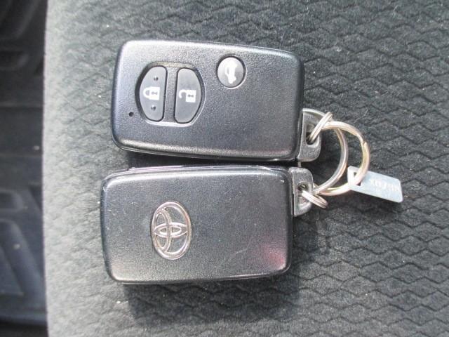 カローラアクシオ 1.5G 4WD 寒冷地 衝突被害軽減システム メモリーナビ バックカメラ フルセグ アルミホイール スマートキー アイドリングストップ 盗難防止装置 キーレス 横滑り防止機能(24枚目)