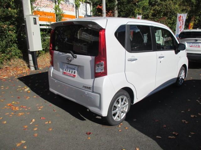 ムーヴ Ｘリミテッド　ＳＡＩＩＩ　４ＷＤ　衝突被害軽減システム　メモリーナビ　ワンセグ　アルミホイール　スマートキー　ＥＴＣ　盗難防止装置　キーレス　横滑り防止機能　ベンチシート（5枚目）