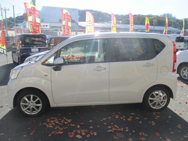 ムーヴ Ｘリミテッド　ＳＡＩＩＩ　４ＷＤ　衝突被害軽減システム　メモリーナビ　ワンセグ　アルミホイール　スマートキー　ＥＴＣ　盗難防止装置　キーレス　横滑り防止機能　ベンチシート（8枚目）