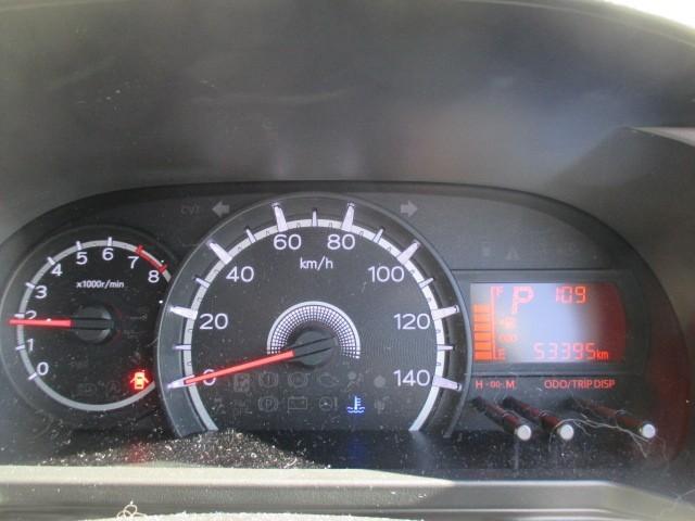 ムーヴ Ｘリミテッド　ＳＡＩＩＩ　４ＷＤ　衝突被害軽減システム　メモリーナビ　ワンセグ　アルミホイール　スマートキー　ＥＴＣ　盗難防止装置　キーレス　横滑り防止機能　ベンチシート（12枚目）