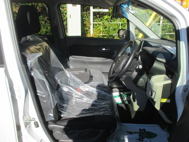 ムーヴ Ｘリミテッド　ＳＡＩＩＩ　４ＷＤ　衝突被害軽減システム　メモリーナビ　ワンセグ　アルミホイール　スマートキー　ＥＴＣ　盗難防止装置　キーレス　横滑り防止機能　ベンチシート（22枚目）