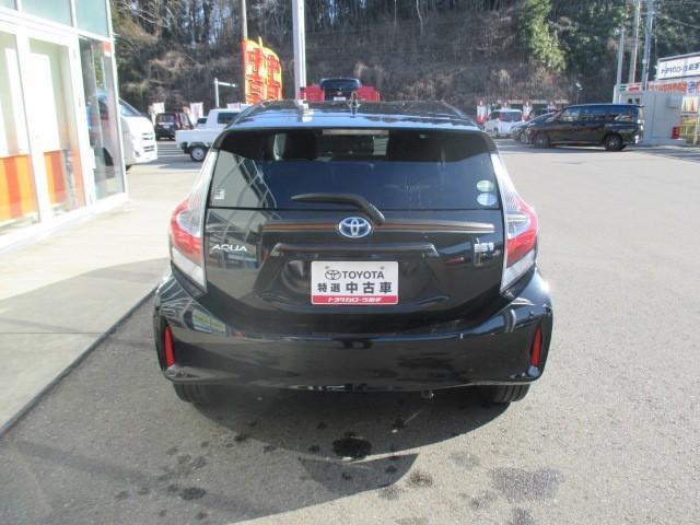 アクア Ｇソフトレザーセレクション　寒冷地　衝突被害軽減システム　ＬＥＤヘッドランプ　スマートキー　オートクルーズコントロール　アイドリングストップ　盗難防止装置　キーレス　横滑り防止機能　ハイブリッド（6枚目）