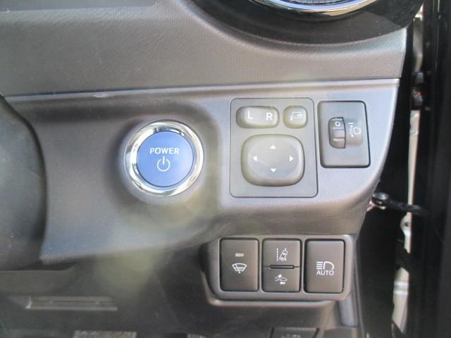 アクア Ｇソフトレザーセレクション　寒冷地　衝突被害軽減システム　ＬＥＤヘッドランプ　スマートキー　オートクルーズコントロール　アイドリングストップ　盗難防止装置　キーレス　横滑り防止機能　ハイブリッド（8枚目）