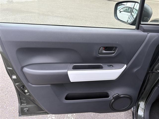 ハスラー Ａ　４ＷＤ　メモリーナビ　フルセグ　アルミホイール　キーレス　横滑り防止機能（19枚目）