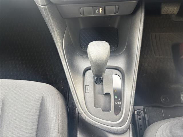 ヤリス Ｘ　４ＷＤ　寒冷地　衝突被害軽減システム　バックカメラ　スマートキー　オートクルーズコントロール　盗難防止装置　キーレス　横滑り防止機能（29枚目）