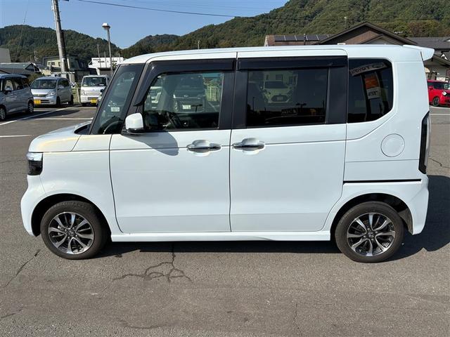 Ｎ－ＢＯＸカスタム コーディネートスタイル　４ＷＤ　寒冷地　衝突被害軽減システム　メモリーナビ　バックカメラ　両側電動スライド　フルセグ　ＬＥＤヘッドランプ　アルミホイール　スマートキー　盗難防止装置　キーレス　横滑り防止機能　ベンチシート（3枚目）