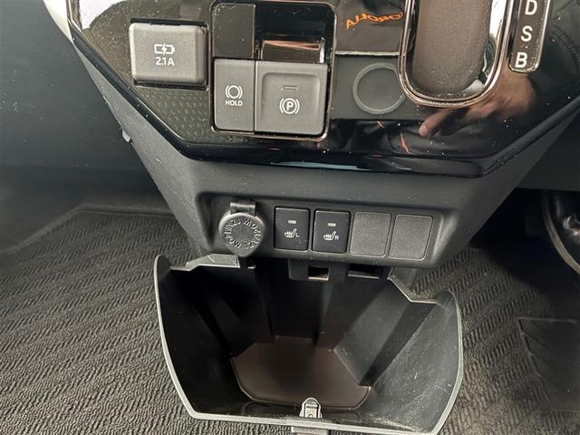 ルーミー カスタムＧ　４ＷＤ　寒冷地　衝突被害軽減システム　メモリーナビ　バックカメラ　両側電動スライド　ワンセグ　ＬＥＤヘッドランプ　アルミホイール　スマートキー　オートクルーズコントロール　アイドリングストップ（20枚目）