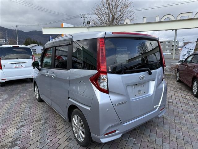 ルーミー Ｇ　４ＷＤ　寒冷地　衝突被害軽減システム　メモリーナビ　バックカメラ　両側電動スライド　フルセグ　ＬＥＤヘッドランプ　アルミホイール　スマートキー　アイドリングストップ　盗難防止装置　キーレス（6枚目）